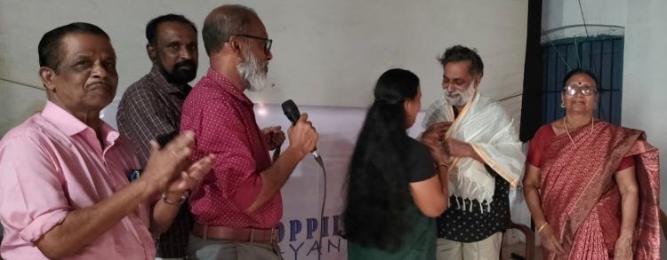 തോപ്പില്‍ അജയന്‍ ഫിലിം സൊസൈറ്റി കുട്ടികള്‍ക്കായി 'അച്ഛന്‍ പട്ടാളം' സിനിമ പ്രദര്‍ശിപ്പിച്ചു