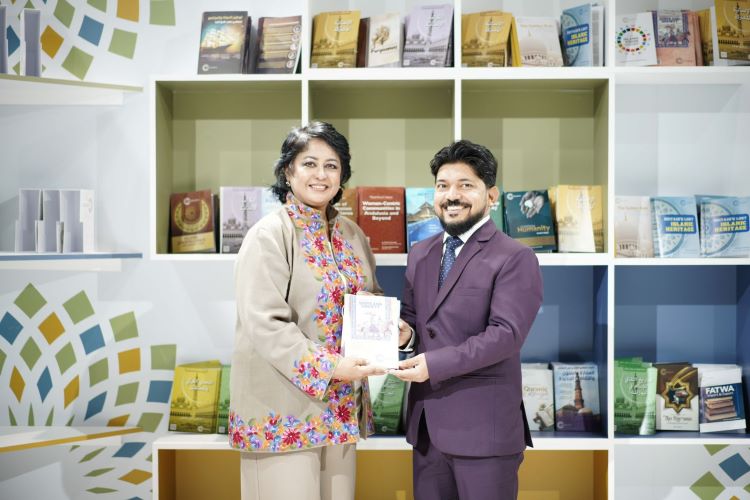 മുസലിയാര് കിങ്ങിനും ഡോ അബ്ബാസ് പനക്കലിനും മൗറീഷ്യസ് മുന് പ്രസിഡന്റിന്റെ പ്രശംസ
