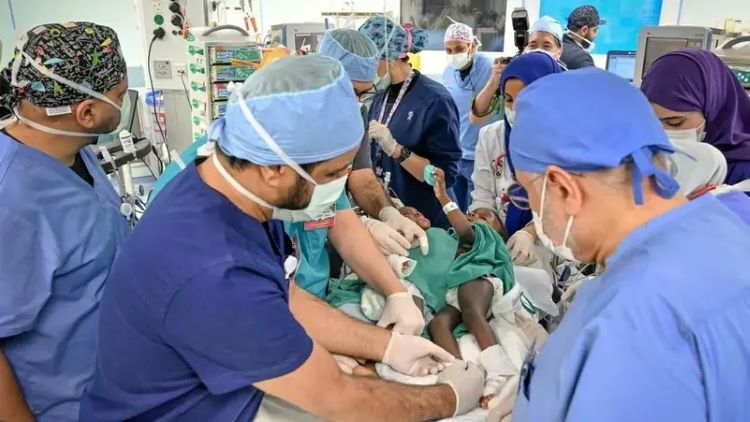 ആഫ്രിക്കന് സയാമീസുകളായ ഹവ്വയും ഖദീജയും വേര് പിരിഞ്ഞു; സൗദിയുടെ 62ാം നേട്ടം