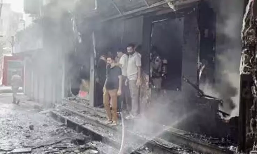 അജ്മീറിലെ ഹോട്ടലില് വന് തീപിടിത്തം: നാല് മരണം