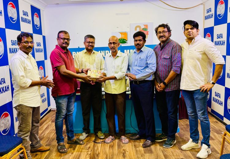 മൂന്നു പതിറ്റാണ്ടിലേറെ നീണ്ട പ്രവാസം അവസാനിപ്പിച്ച് അബ്ദുക്ക മടങ്ങുന്നു