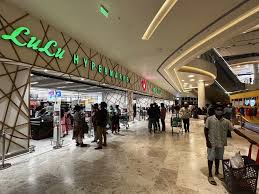 ലുലുവിന് ഈവര്‍ഷം ആദ്യ പകുതിയില്‍ 1200 കോടിയോളം രൂപയുടെ ലാഭം