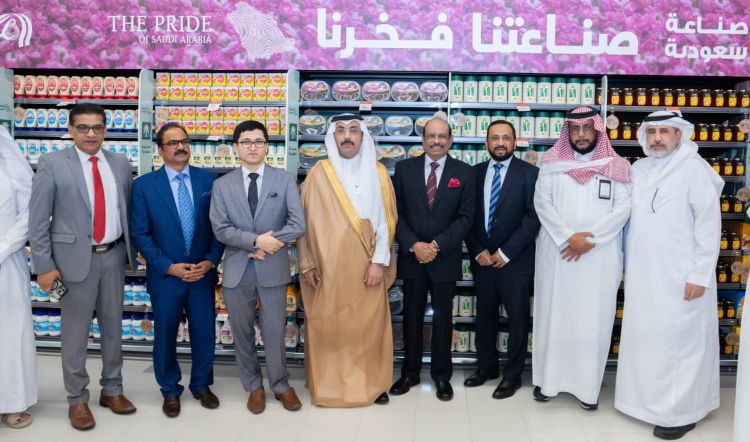 ലുലു  തായിഫില്‍ പുതിയ ഹൈപ്പര്‍മാര്‍ക്കറ്റ് തുറന്നു