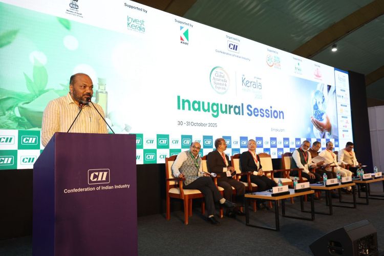  2030-ഓടെ കേരളം മെഡിക്കല്‍ ടൂറിസത്തില്‍ മൂന്നിരട്ടി വളര്‍ച്ച നേടുമെന്ന് കേരള ഹെല്‍ത്ത് ടൂറിസം ആന്‍ഡ് ഗ്ലോബല്‍ ആയുര്‍വേദ സമ്മിറ്റ്