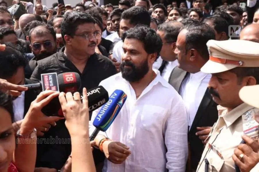 ദിലീപിനെ വെറുതെവിട്ട കോടതി വിധി ഒരാഴ്ച മുമ്പ് ചോര്‍ന്നതായി പരാതി