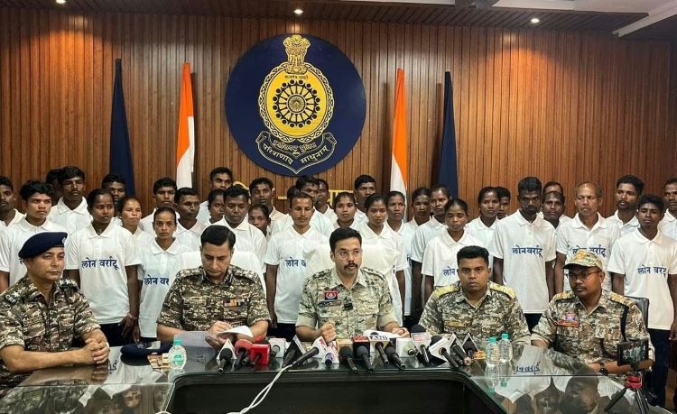 ഇന്ത്യയില്‍ മാവോയിസ്റ്റ് അതിക്രമങ്ങളുടെ മുന ഒടിയുന്നു