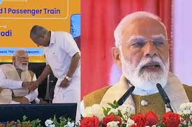 എല്‍.ഡി.എഫും യു.ഡി.എഫും കേരളത്തെ നശിപ്പിച്ചു; ശബരിമലയിലെ സ്വര്‍ണ്ണക്കൊള്ളയ്ക്ക് പിന്നിലുള്ളവര്‍ക്ക് ജയില്‍ ഉറപ്പ് -പ്രധാനമന്ത്രി