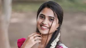  രാസ ലഹരി: മലയാളിയായ യുവനടി അഞ്ജു കൃഷ്ണ അടക്കം എട്ടുപേര്‍ അറസ്റ്റില്‍