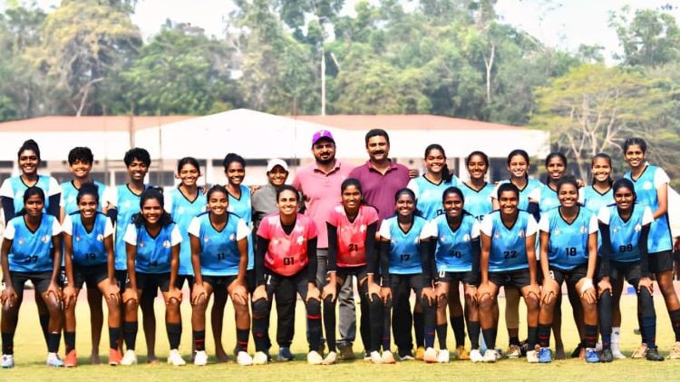 അഖിലേന്ത്യാ അന്തര്‍ സര്‍വകലാശാല ഫുട്‌ബോള്‍ : കാലിക്കറ്റ് വനിതകള്‍ റണ്ണറപ്പ്