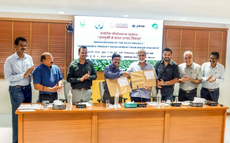 മത്സ്യത്തൊഴിലാളികള്‍ക്ക് കുളവാഴയധിഷ്ഠിത ഉത്പന്ന നിര്‍മ്മാണ പരിശീലനം: കൊച്ചി ജെയിന്‍ യൂണിവേഴ്‌സിറ്റി-എംപെഡ പൈലറ്റ് പദ്ധതിക്ക് തുടക്കമായി