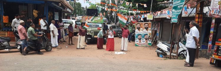   ഒഐസിസി റിയാദ് ഘടകം തെരഞ്ഞെടുപ്പ് പ്രചരണാര്‍ത്ഥം തെരുവ് നാടകം സംഘടിപ്പിച്ചു