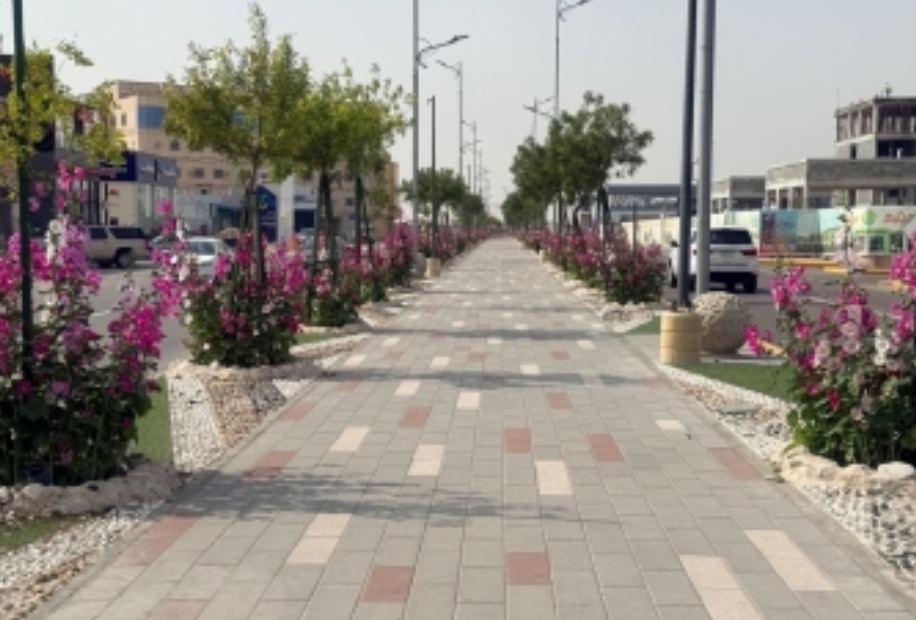 അബ്‌ഖൈഖിന്റെ ഹരിതമുന്നേറ്റം: 85,000 പൂച്ചെടികളും ആയിരത്തിലധികം മരങ്ങളും നട്ടുപിടിപ്പിച്ചു