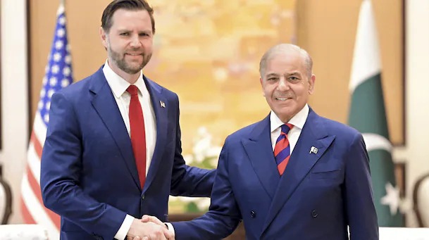 ഇസ്ലാമാബാദ് ചര്‍ച്ചകളില്‍ പുരോഗതി; ഹോര്‍മുസ് കടലിടുക്കില്‍ സംഘര്‍ഷാവസ്ഥ തുടരുന്നു