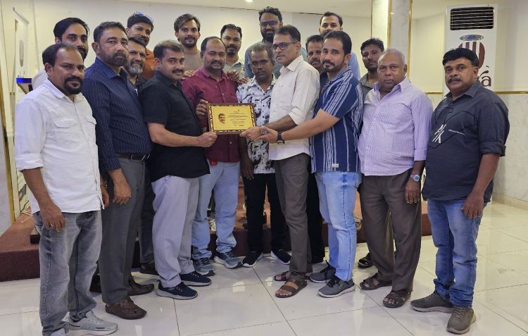 ഹാരിസ് ബാബുവിന് ജിദ്ദ എടവണ്ണ പഞ്ചായത്ത് കെ.എം.സി.സി യാത്രയയപ്പ്