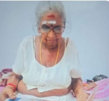 വീടിന് തീപിടിച്ച് വൃദ്ധയായ അമ്മയും മകനും മരിച്ചു; ദുരൂഹതയെന്ന് സംശയം, പോലീസ് അന്വേഷണം ആരംഭിച്ചു