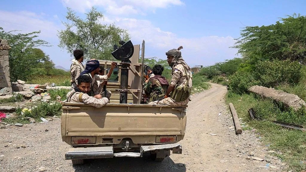 ഹൂത്തികളെ തുരത്താന്‍ യെമന്‍, സൈനിക നീക്കം ശക്തമാക്കുന്നു