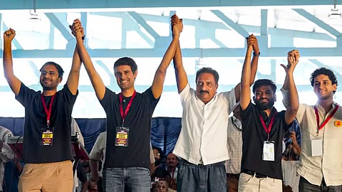 64 ലക്ഷം ലൈക്ക്, ഒന്നേ കാല്‍ ലക്ഷം കമന്റ്, താരമായി ധ്രുവ് റാഠി, പൗരത്വം പരിശോധിക്കണമെന്ന് ബി.ജെ.പി